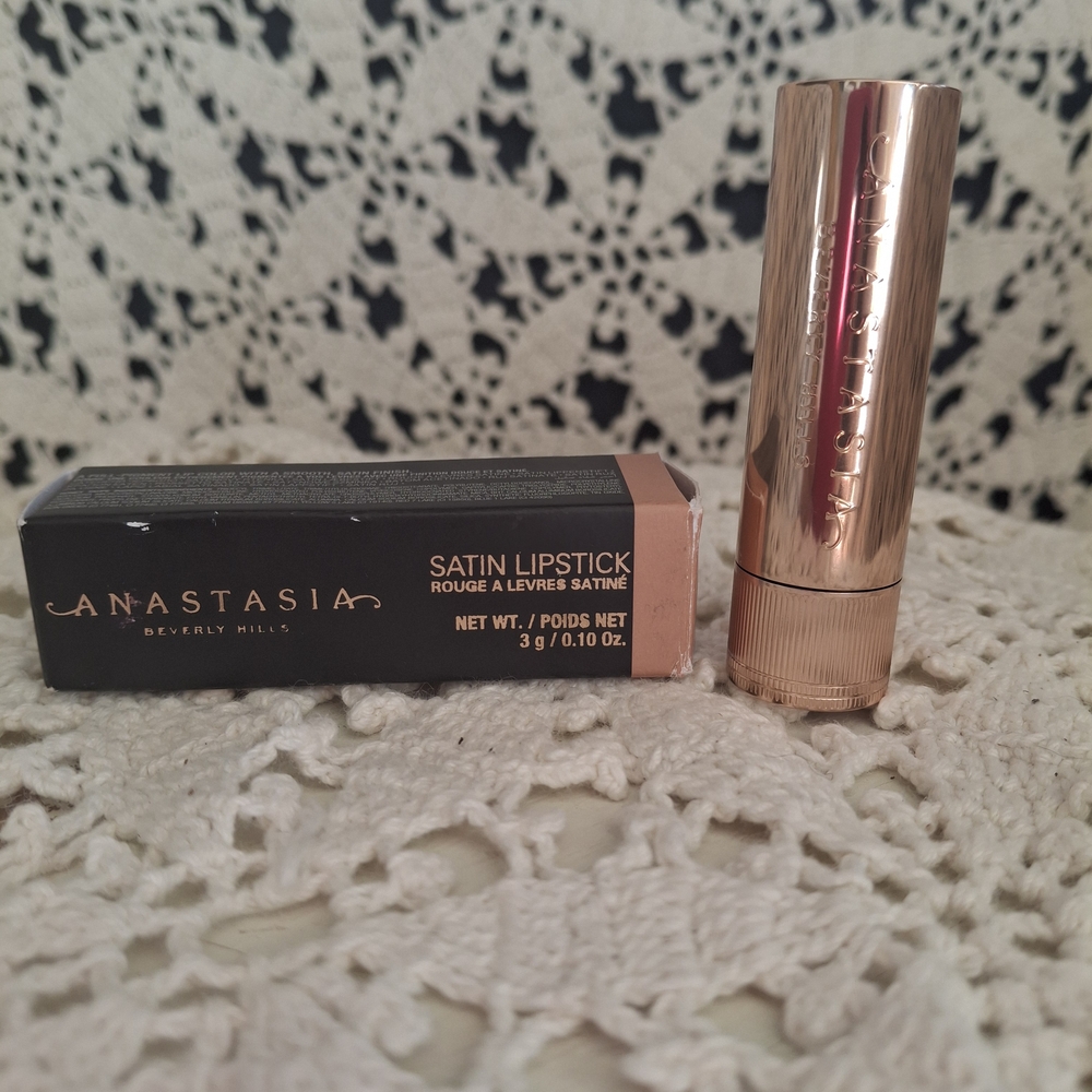 NEW Anastasia Beverly Hills Satin Lipstick Honey Taupe